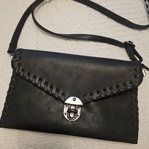 Elegant Black Leather Crossbody Bag